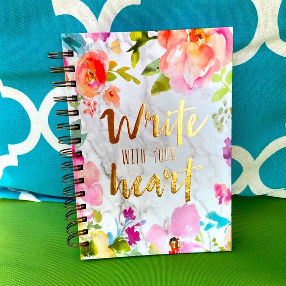 🆕 Fun paper notebook journal - Picture 1 of 11